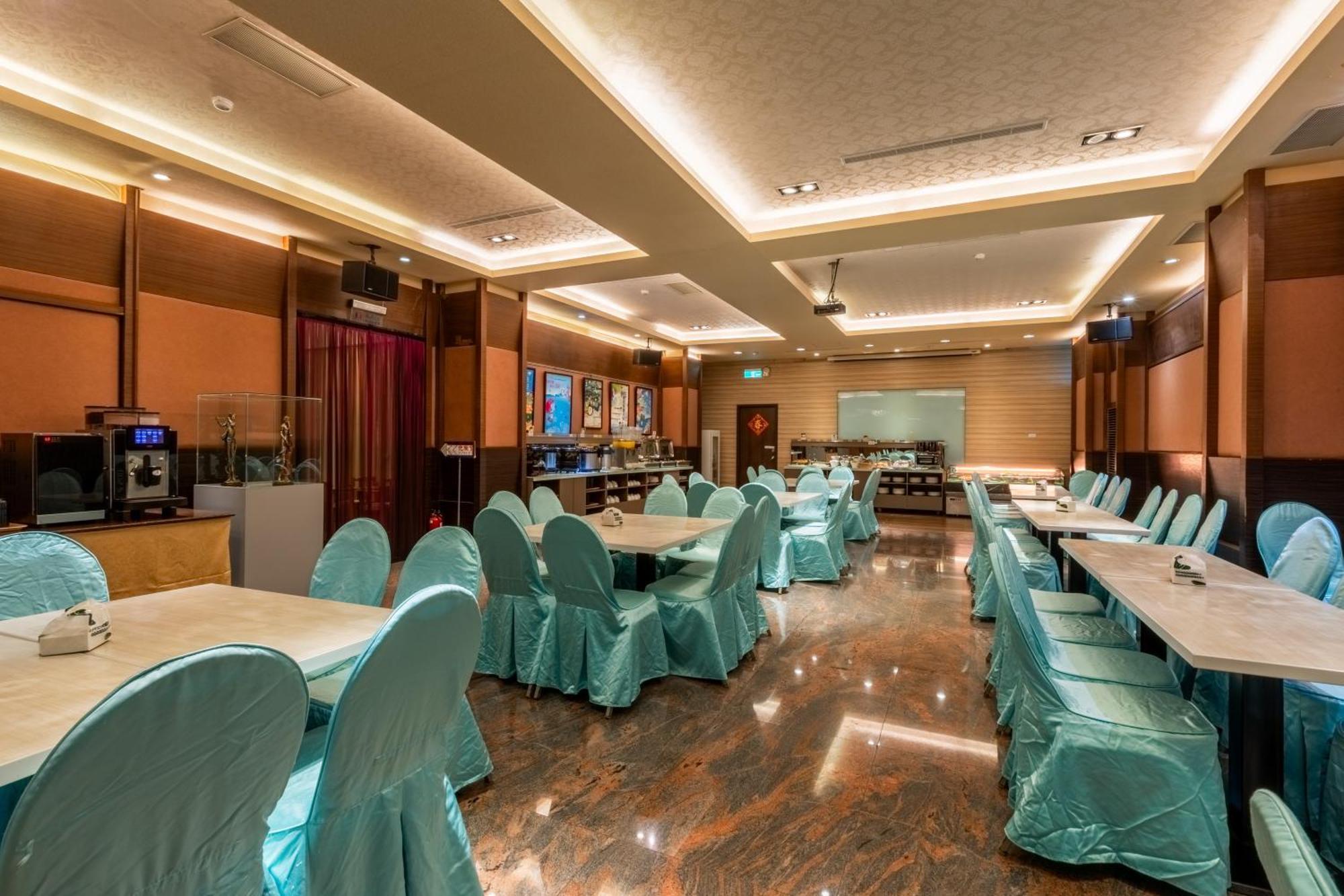 Fu Hsiang Hotel Yilan Экстерьер фото
